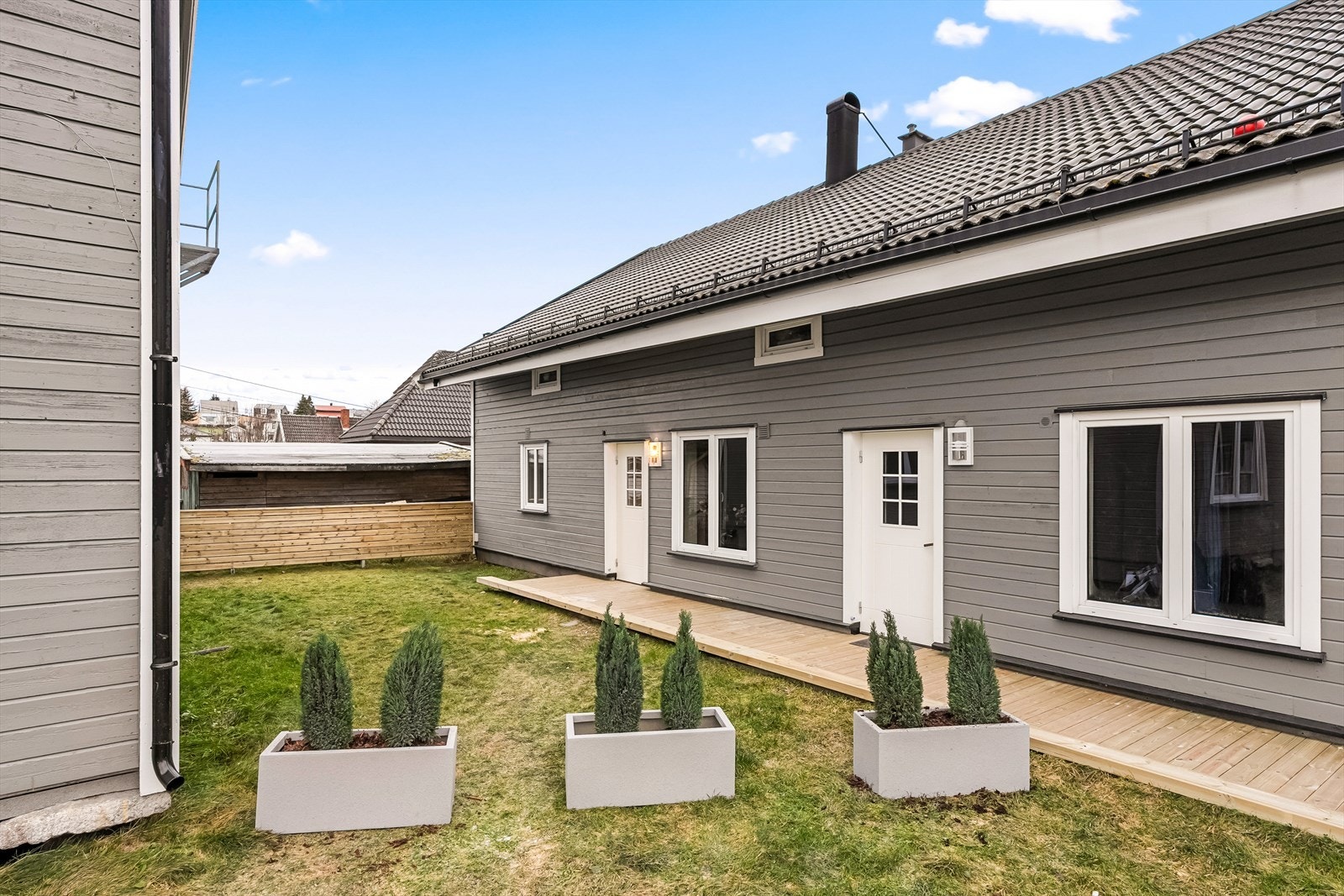 Fint opparbeidet uteareal. Galleribilde