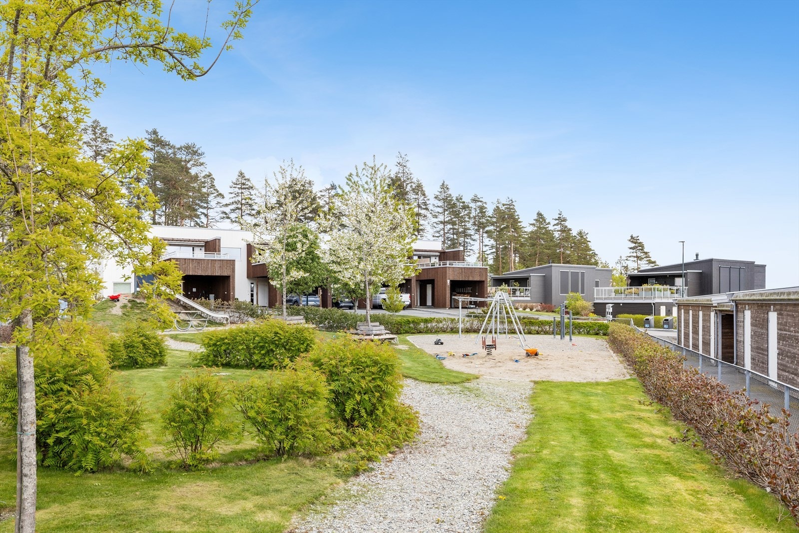 Egen lekeplass til sameiet. Galleribilde