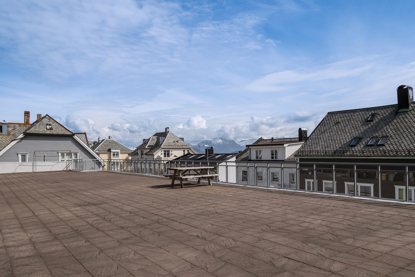 Felles terrasse Galleribilde