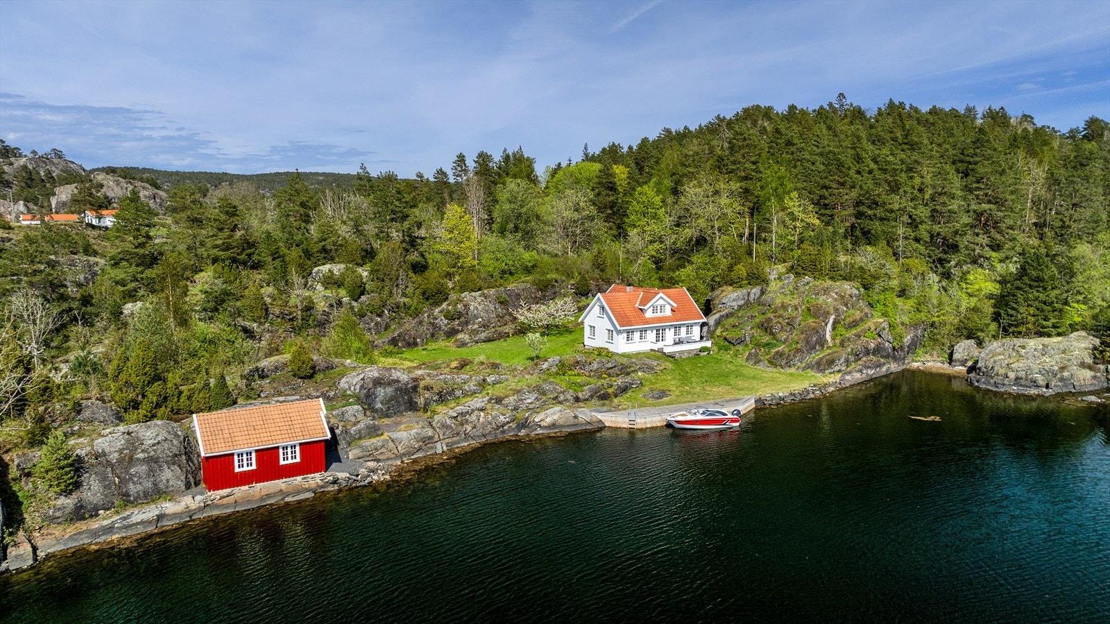 Velkommen til Risøy 26! Foto: Kay Myrstrand / Fokus Foto. Galleribilde