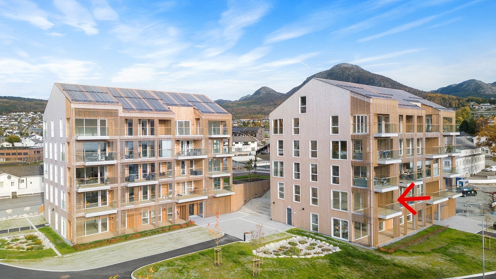 Leiligheten ligger fint på hjørnet i 2.etasje (Bygg B) Galleribilde