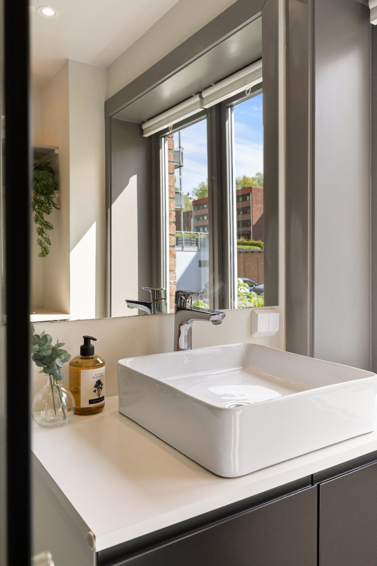 Komfortabel oppvarming med varmekabler på badet. Galleribilde