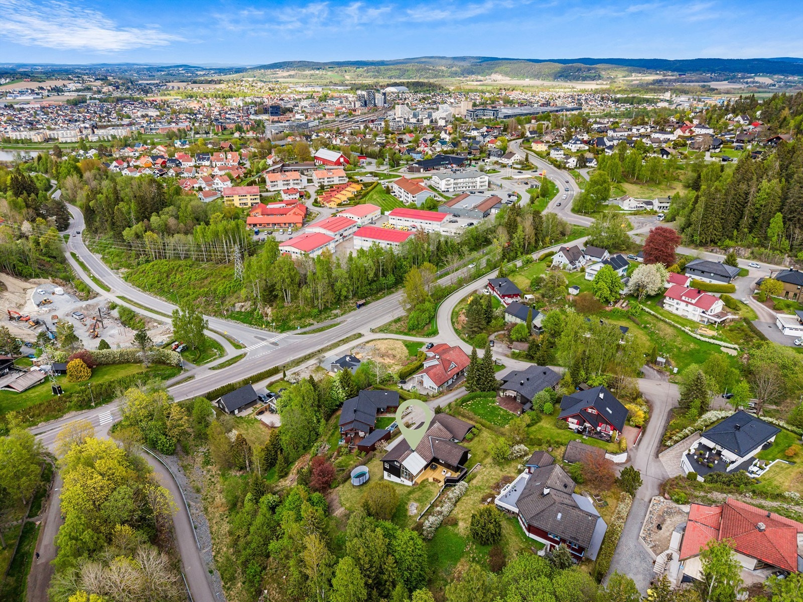 Kort vei til Strømmen, Lørenskog og Lillestrøm med bil eller offentlig transport. Galleribilde