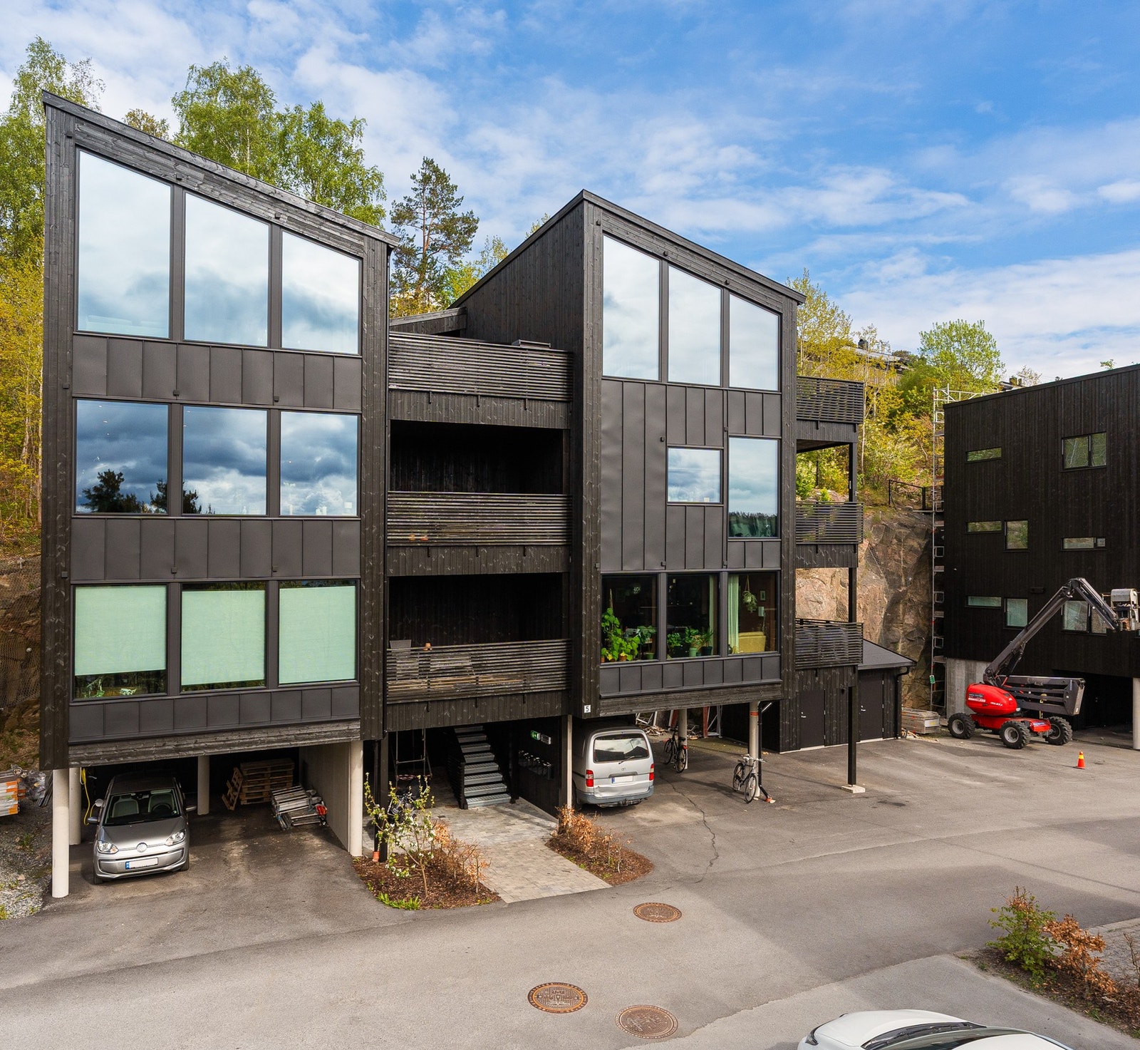- Bygget ble ferdigstilt i 2023 og er et helt nytt boligfelt | Det er nylig malt på utsiden som gir et godt førsteinntrykk - Galleribilde