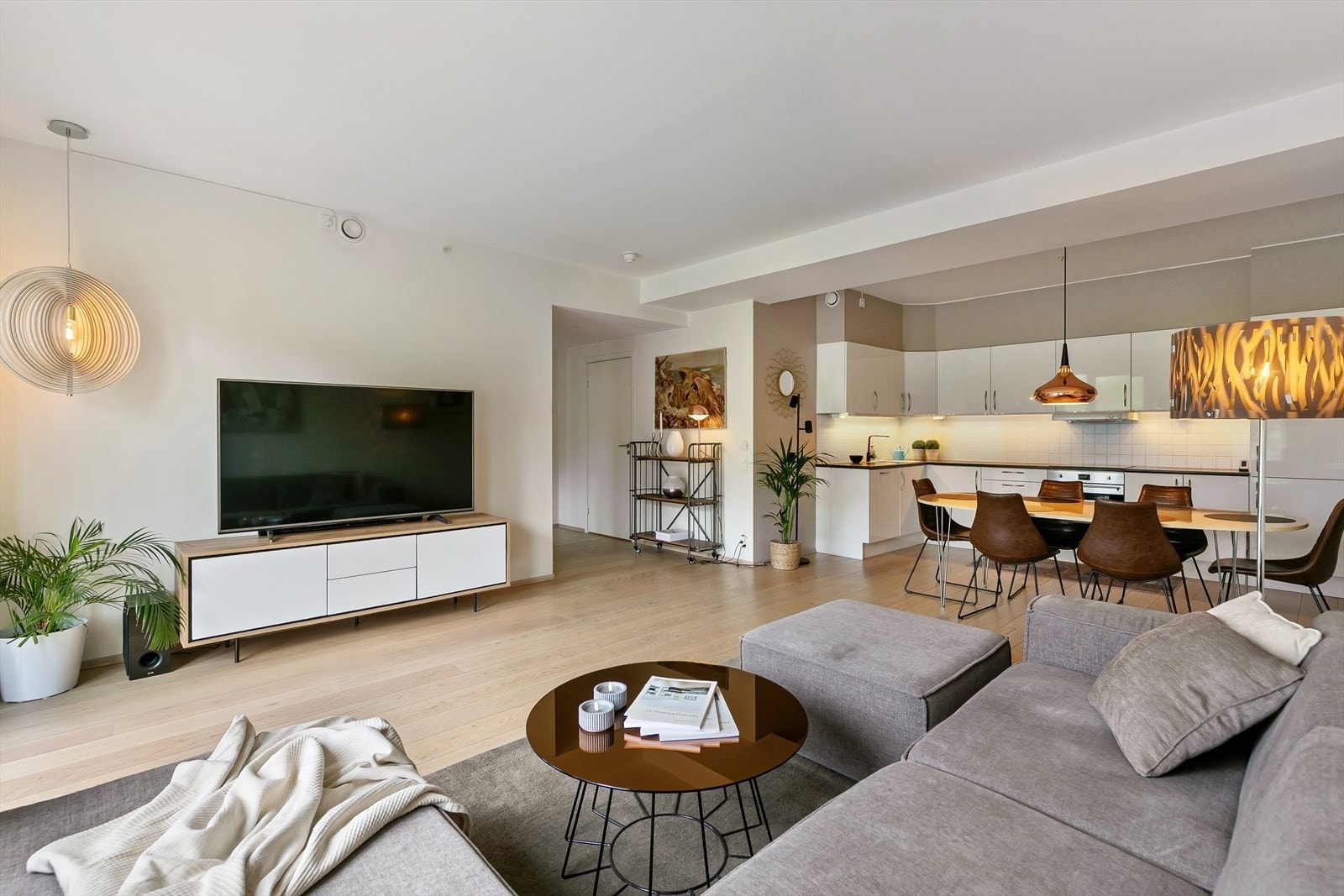 Velkommen til Hamang Terrasse 55 - presentert av Henrik Nielsen ved Nordvik Eiendom. Foto: Zovenfra AS Galleribilde