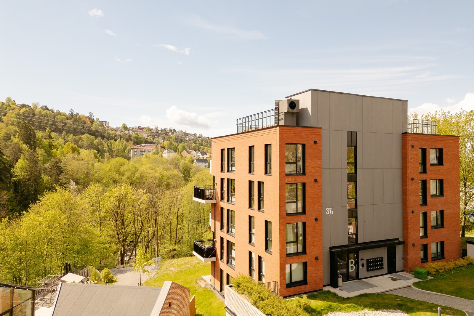 Moderne boligbygg fra 2023 med attraktiv beliggenhet ved Svartdalsparken. Galleribilde