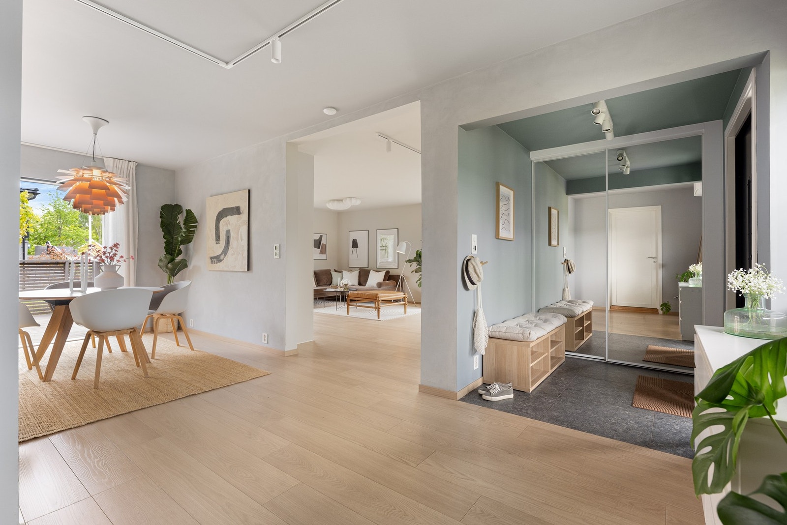 Stor hovedetasje på hele 153 m²! Galleribilde