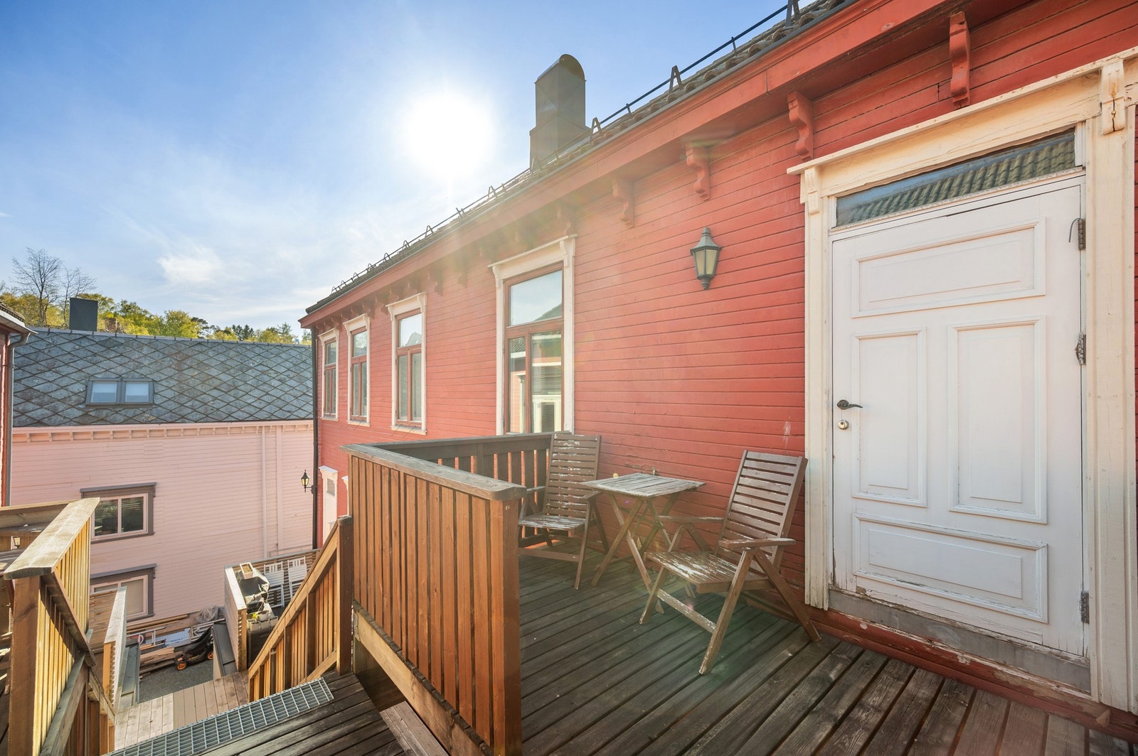 Inngangsparti. Galleribilde