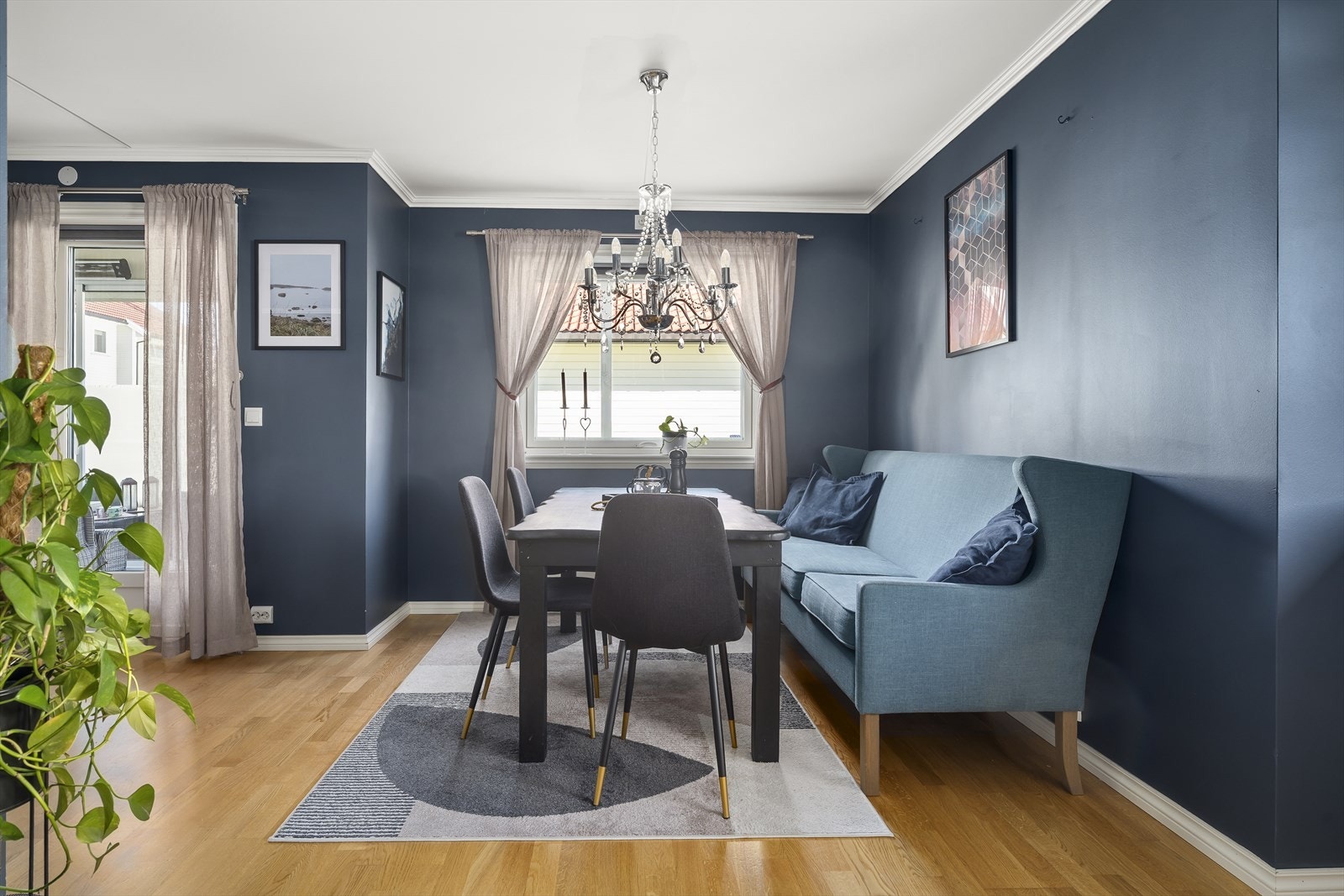 Her har du plass til familie og gjester. Galleribilde