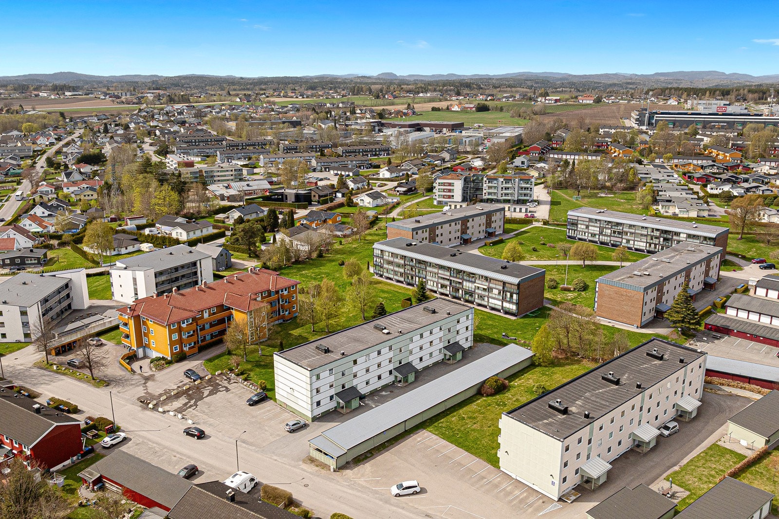 Liker du fotball er det en liten spasertur unna Jotun arena Galleribilde