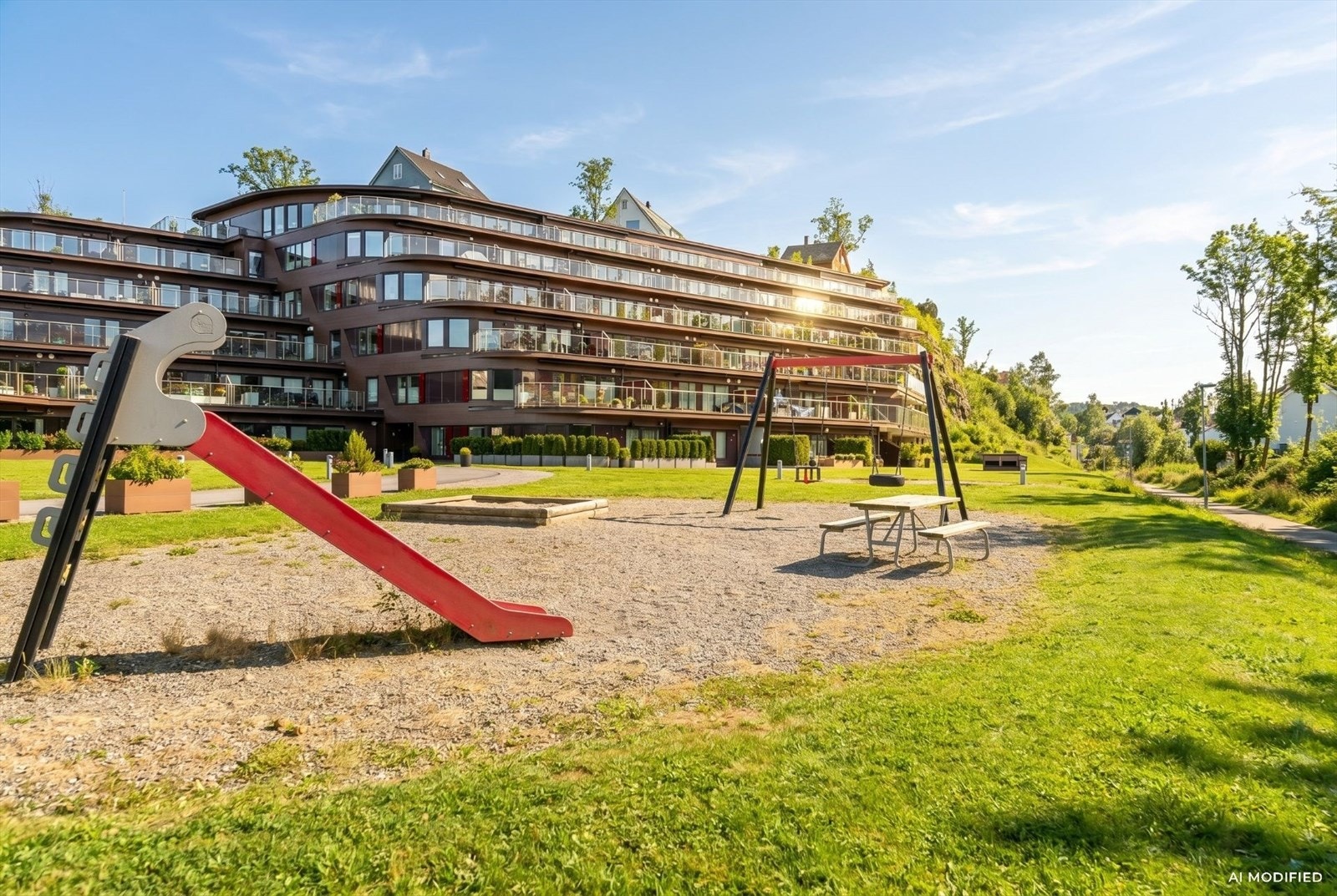 Felles lekeplass i sameiet Galleribilde