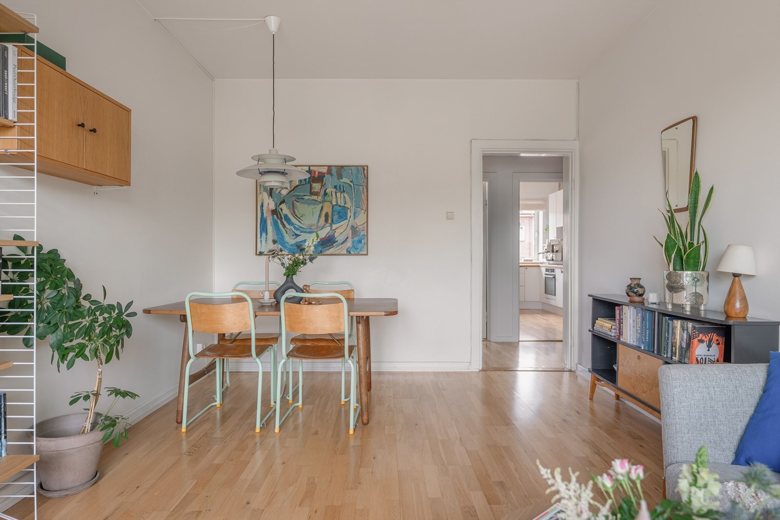 Her er det enkelt å dele inn i separate soner for både hverdag og sosiale anledninger Galleribilde