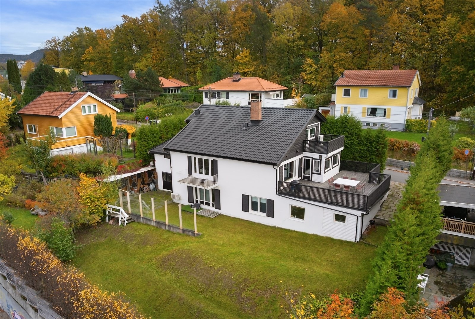 Velkommen til Bergslia 24 presentert av Marius Kristoffersen ved Nordvik Bygdøy Allé. Foto: Zovenfra AS. Galleribilde