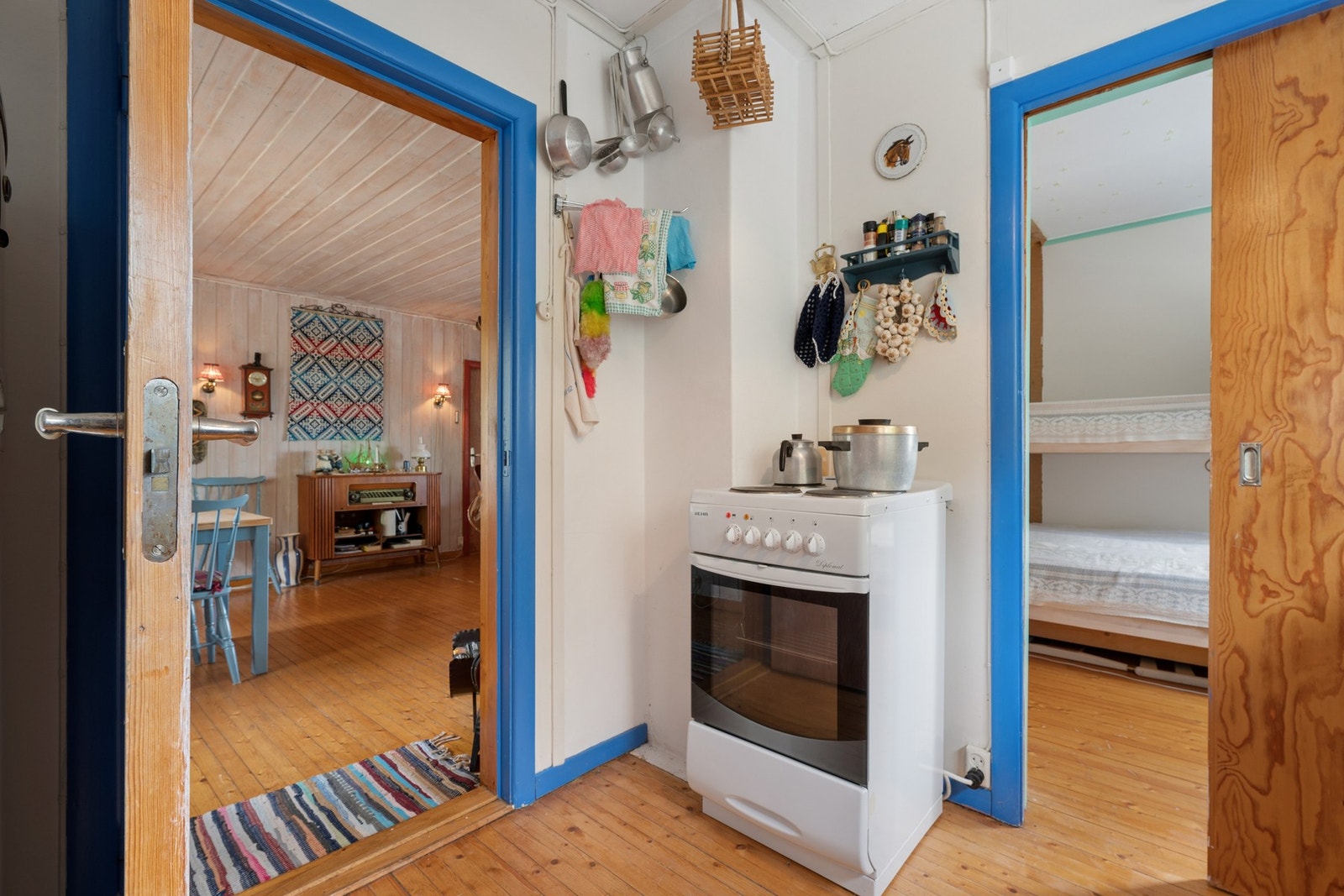 Det er tilrettelagt for frittstående hvitevarer, som komfyr. Galleribilde