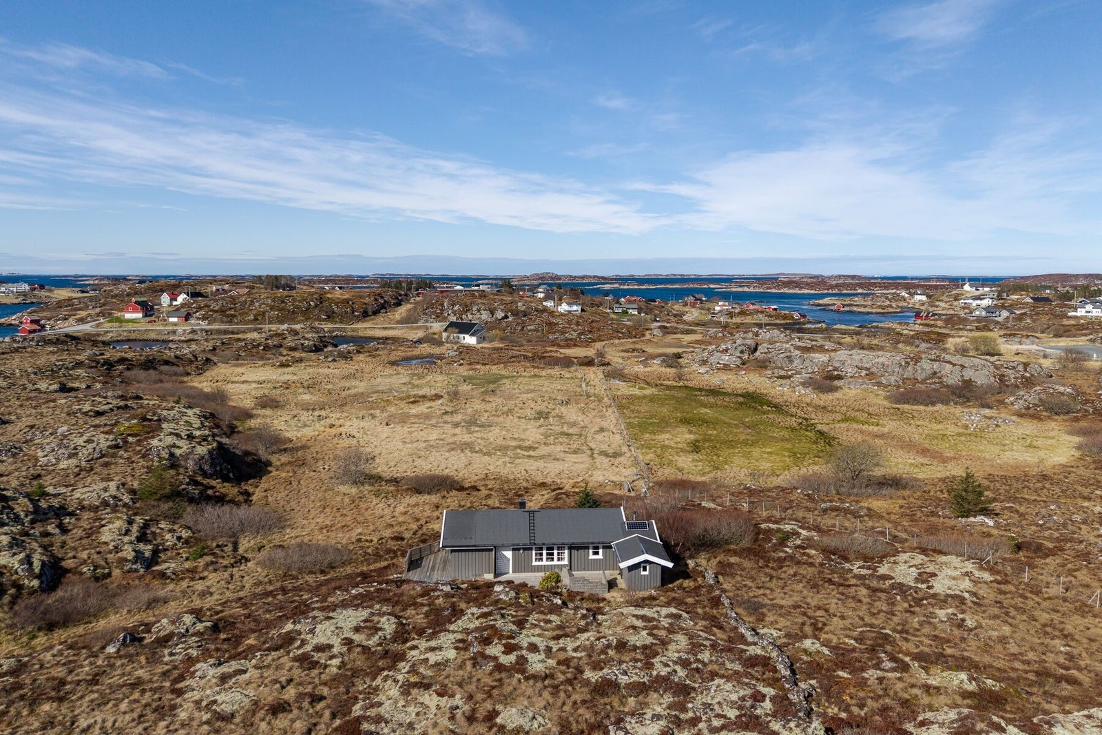 Skjærgården og havområdene utenfor Frøya kan by på noen av nordens beste områder for fiske og dykking Galleribilde