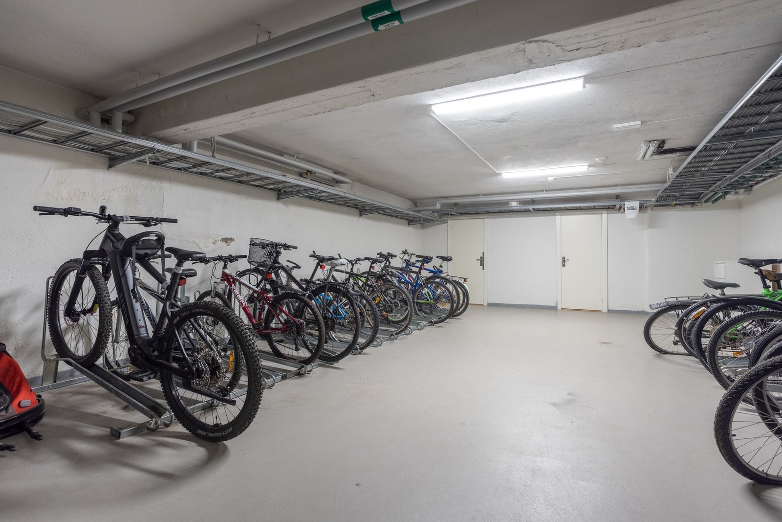 Godt med plass for sykler. Galleribilde