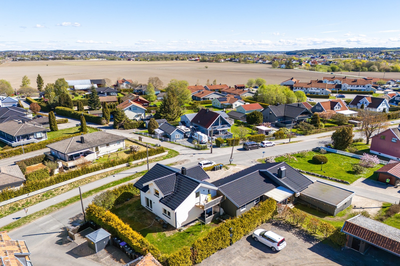 Området er populært blant både familier, etablerere og andre som ønsker en hverdag med enkel tilgang til skoler, butikker, kollektivtransport og fritidstilbud. Galleribilde