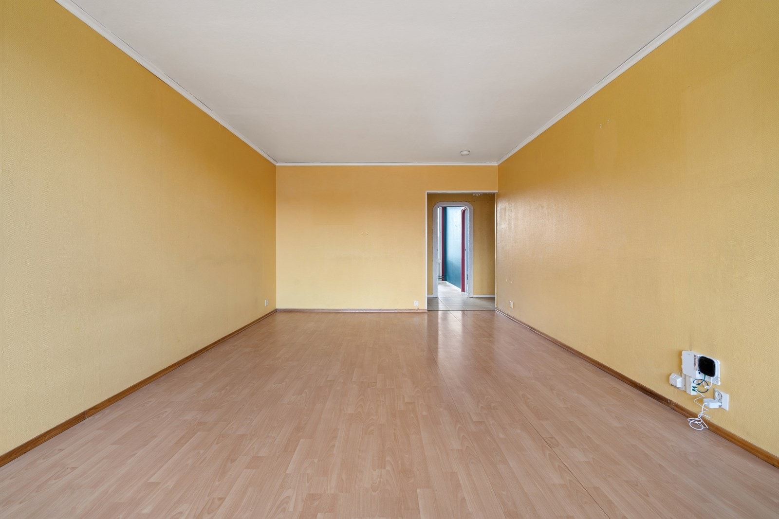 Leiligheten er gjennomgående i bygningen har vinduer i to himmelretninger . Galleribilde