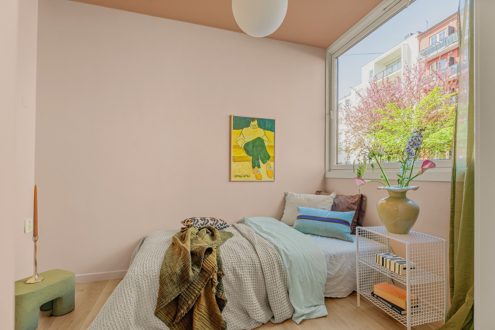 Soverommet er av fin størrelse med plass til det du trenger. Galleribilde