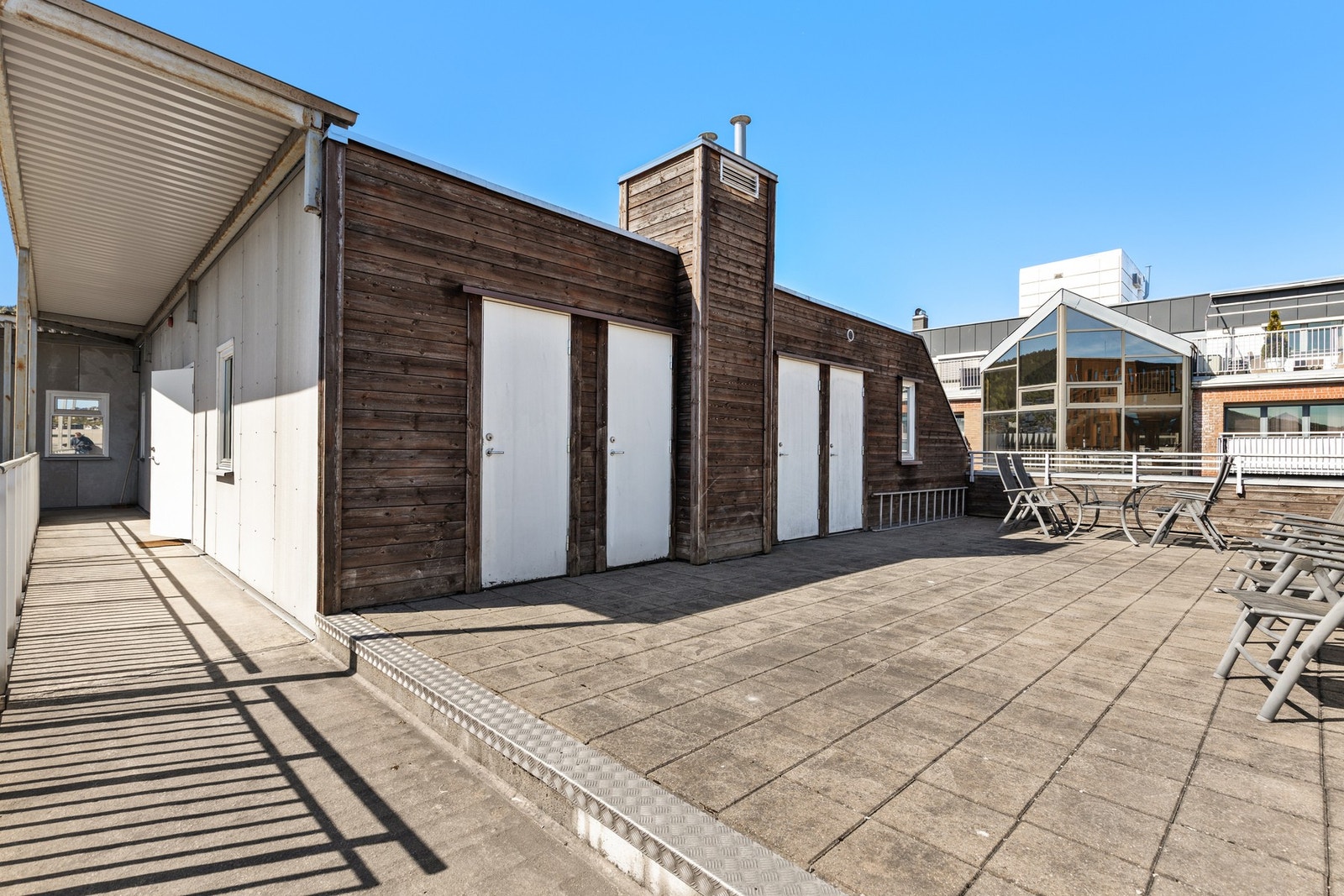 Sameiet har felles takterrasse med gode solforhold som kan benyttes av beboerne Galleribilde