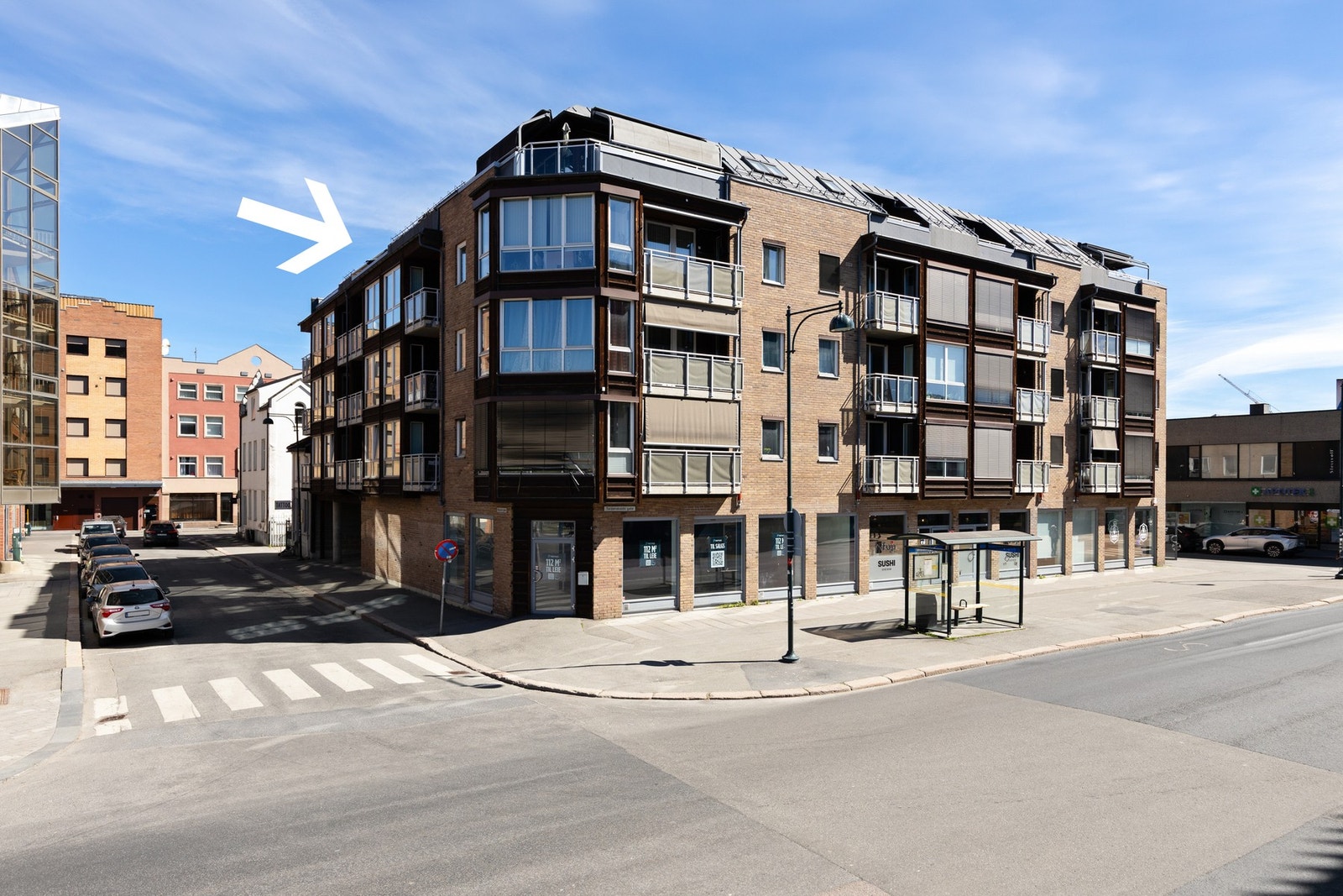 Leiligheten har en supersentral beliggenhet på Strømsø med kort gangavstand til alt du kan trenge i hverdagen Galleribilde
