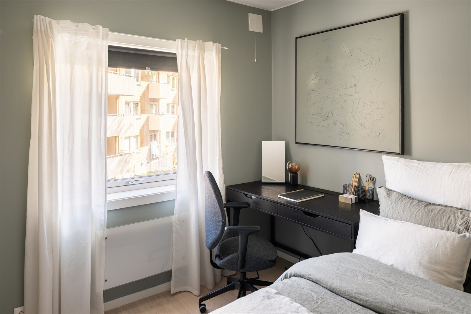 Det er også rom for en kontorplass - perfekt som hjemmekontor eller leseplass. Galleribilde