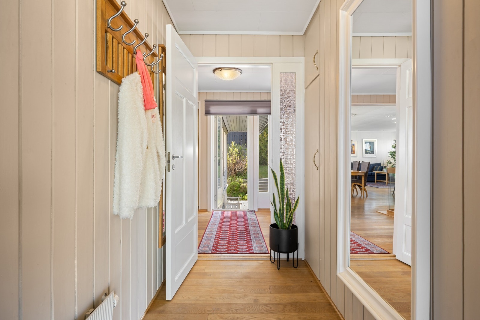 Innbydende inngangsparti på 3,6m². Galleribilde