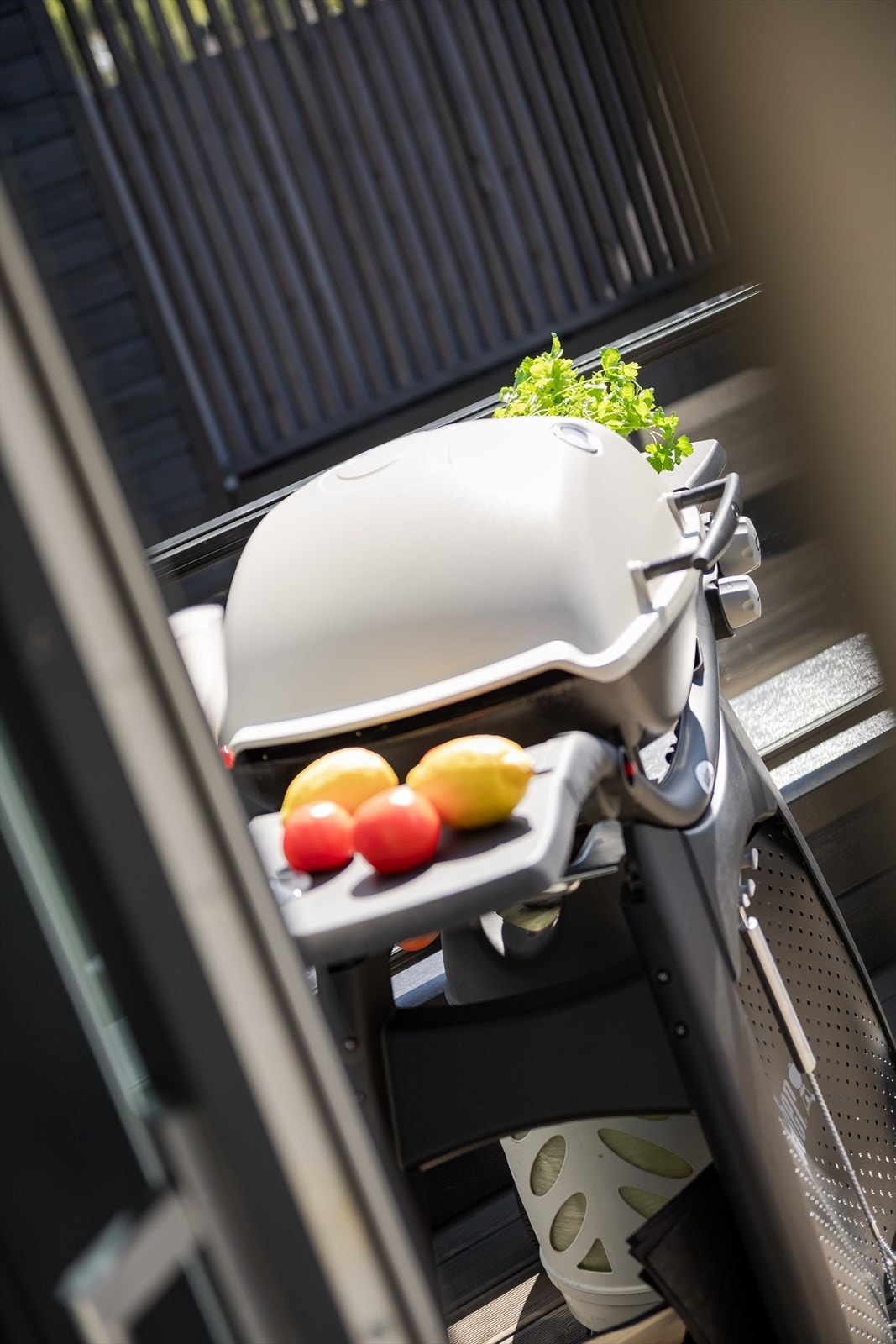 Balkongen innbyr til grillkos med både familie og venner! Galleribilde