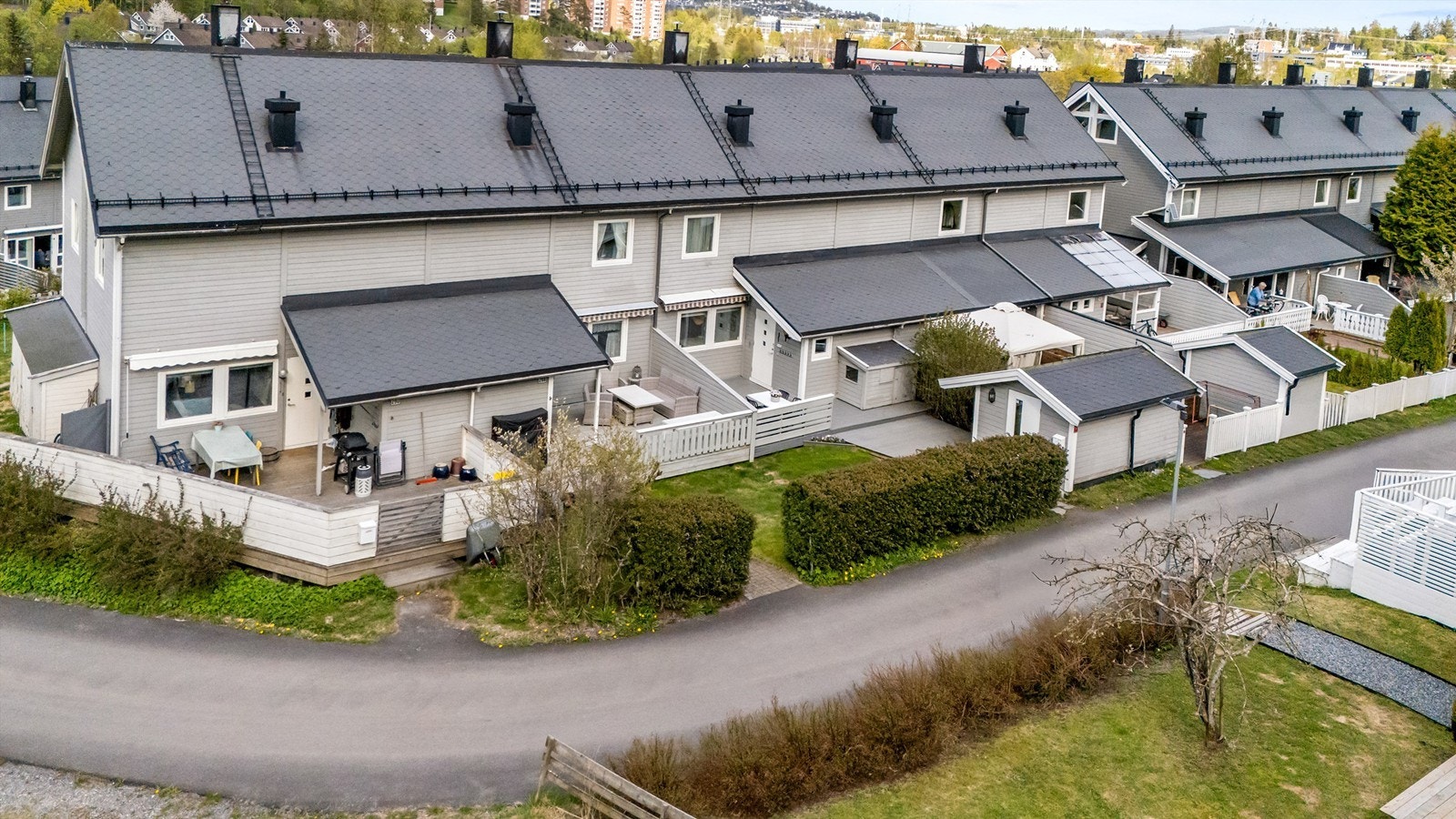 Munkebekken borettslag består av 141 boenheter i et veletablert og rolig nabolag. Galleribilde