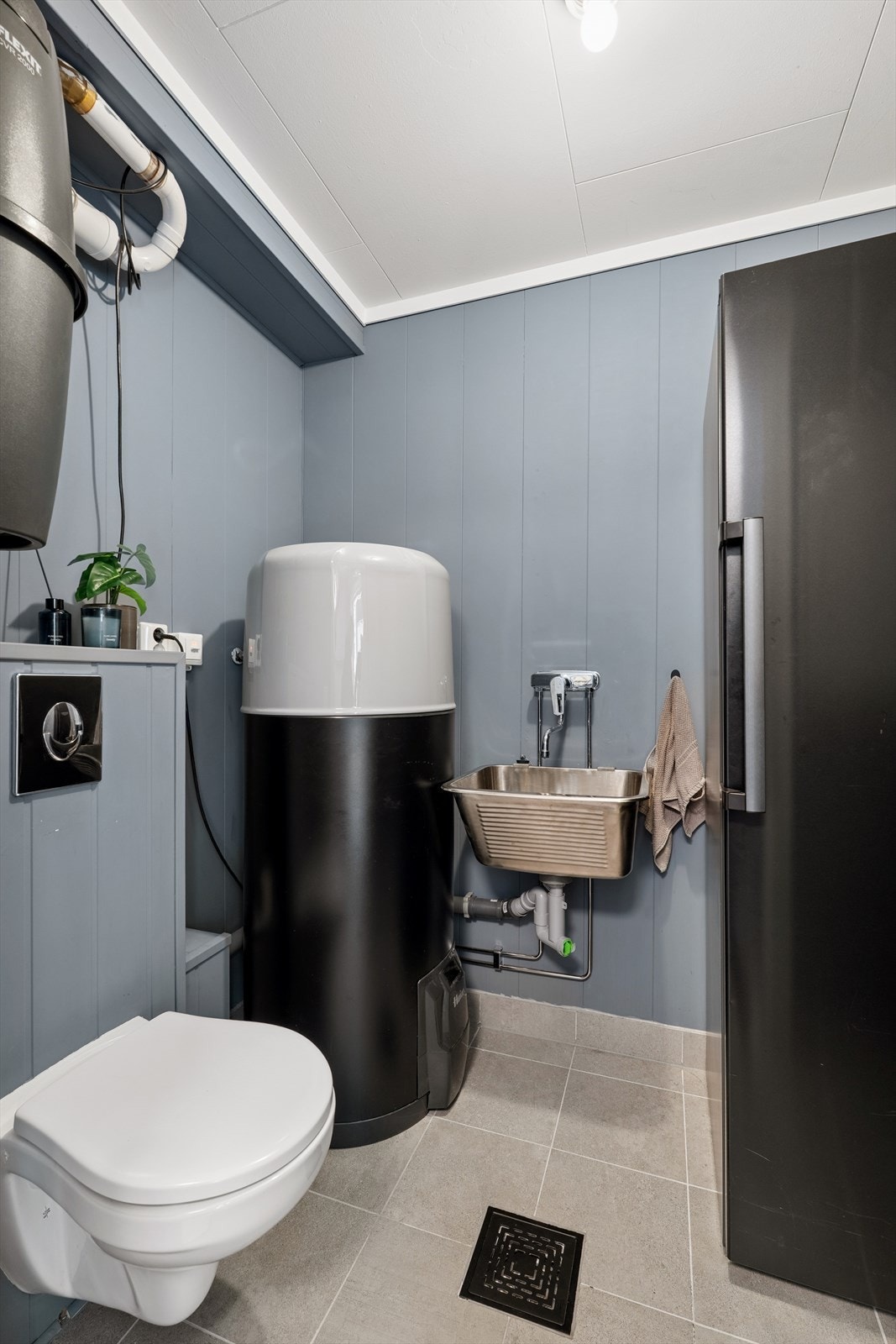 Dette rommet er innredet som WC/teknisk rom, men er godkjent som bod. Galleribilde