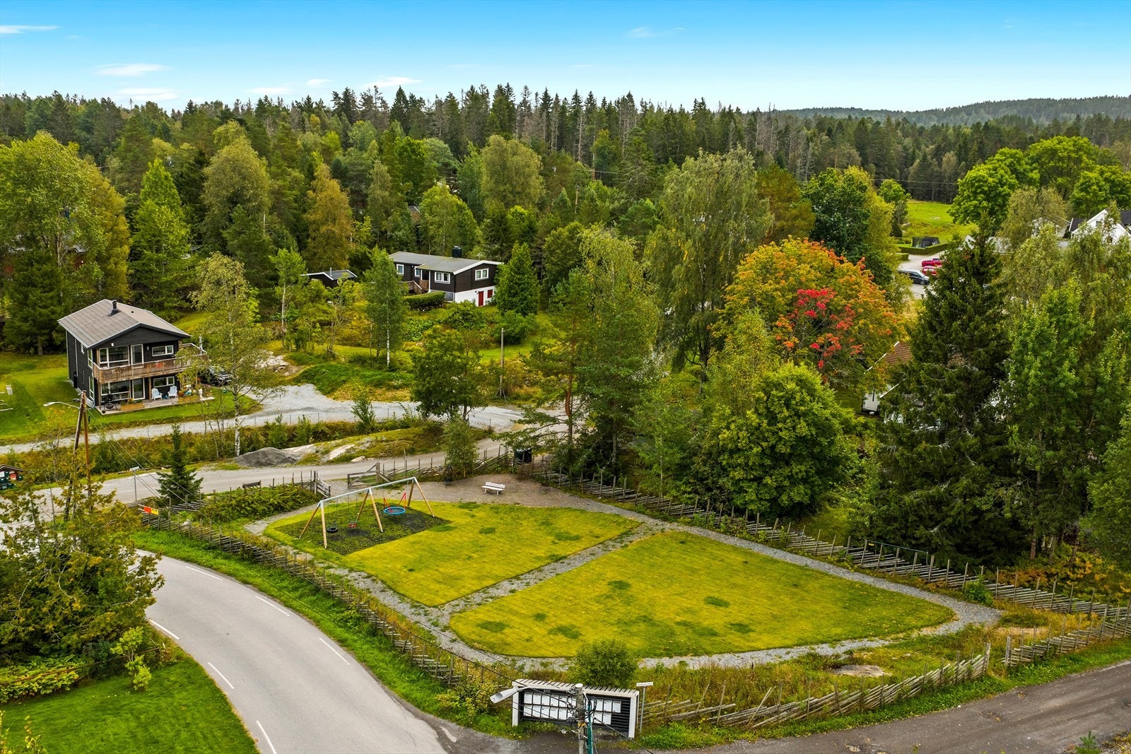 I nærområdet finnes det lekeplass for de minste. Galleribilde