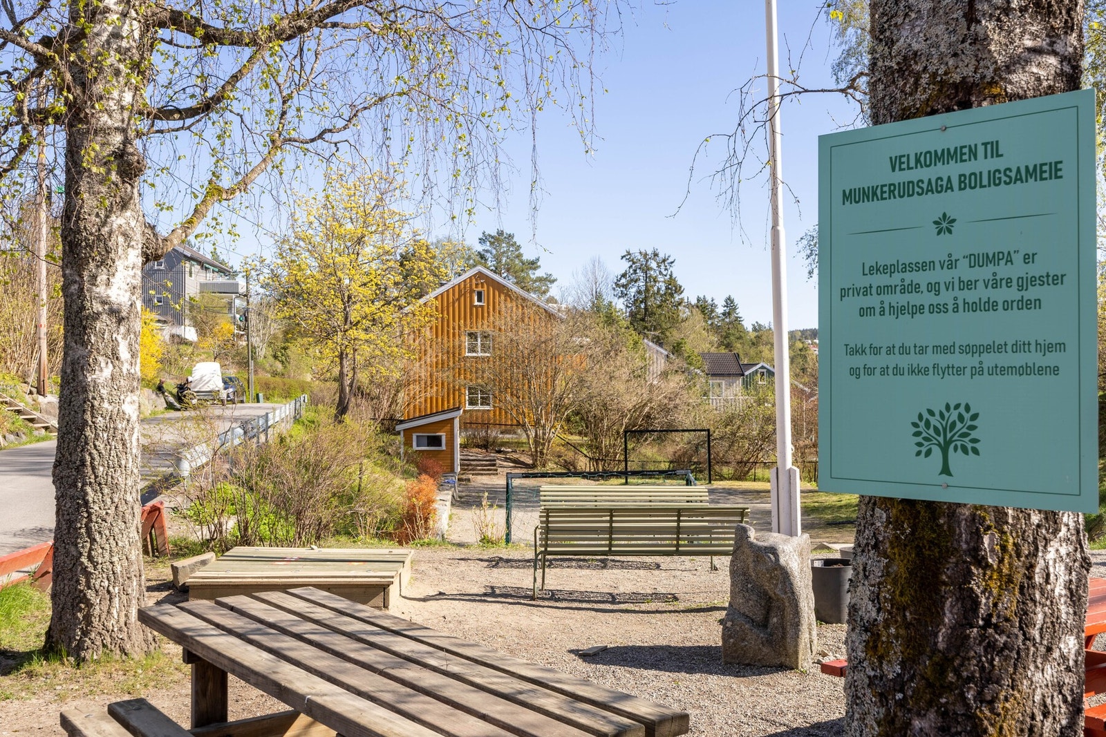 Sameiet har årviss tradisjon med eget 17.mai tog og julegrantenning. Galleribilde
