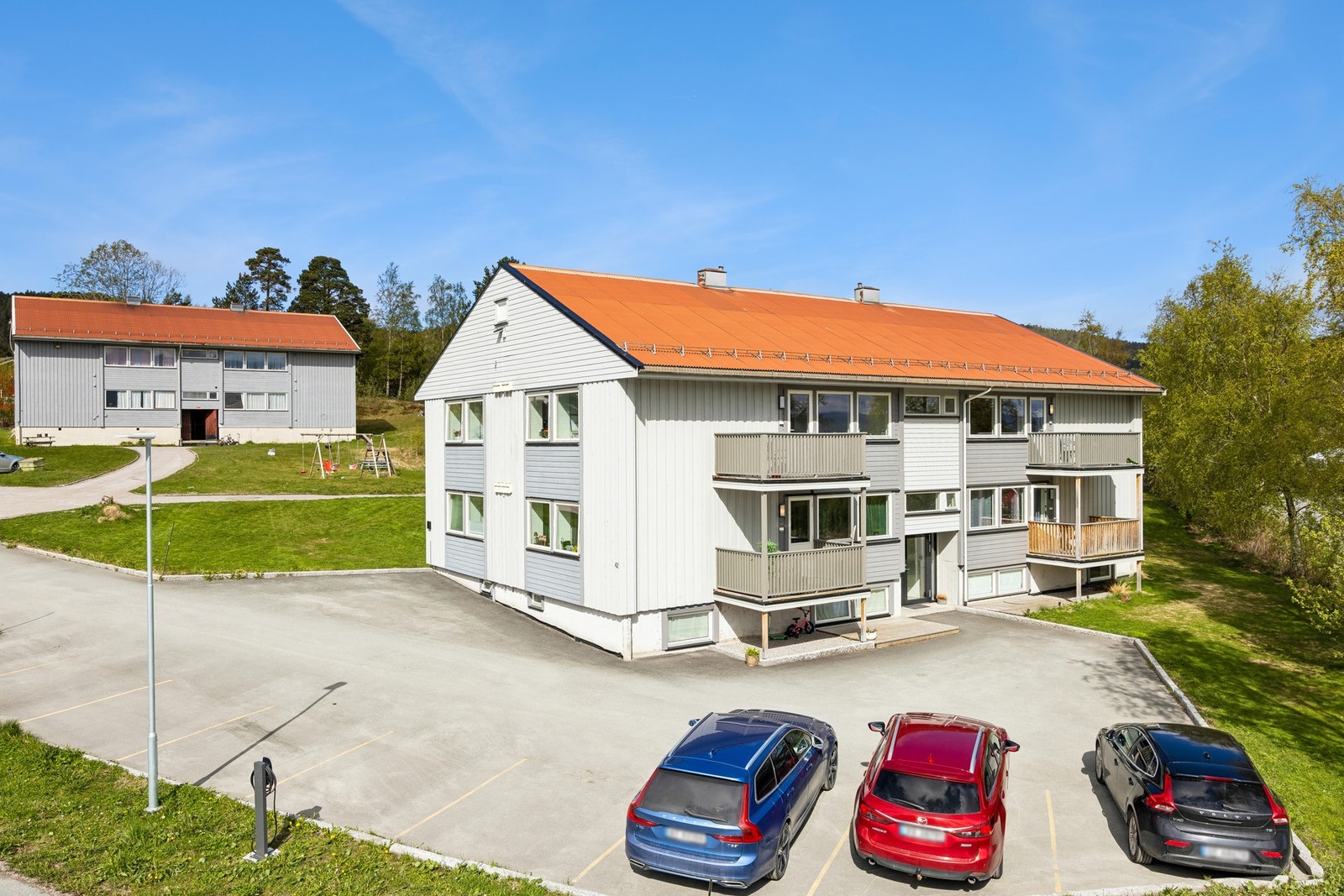 Det følger en parkeringsplass på utvendig oppstillingsplass. Galleribilde