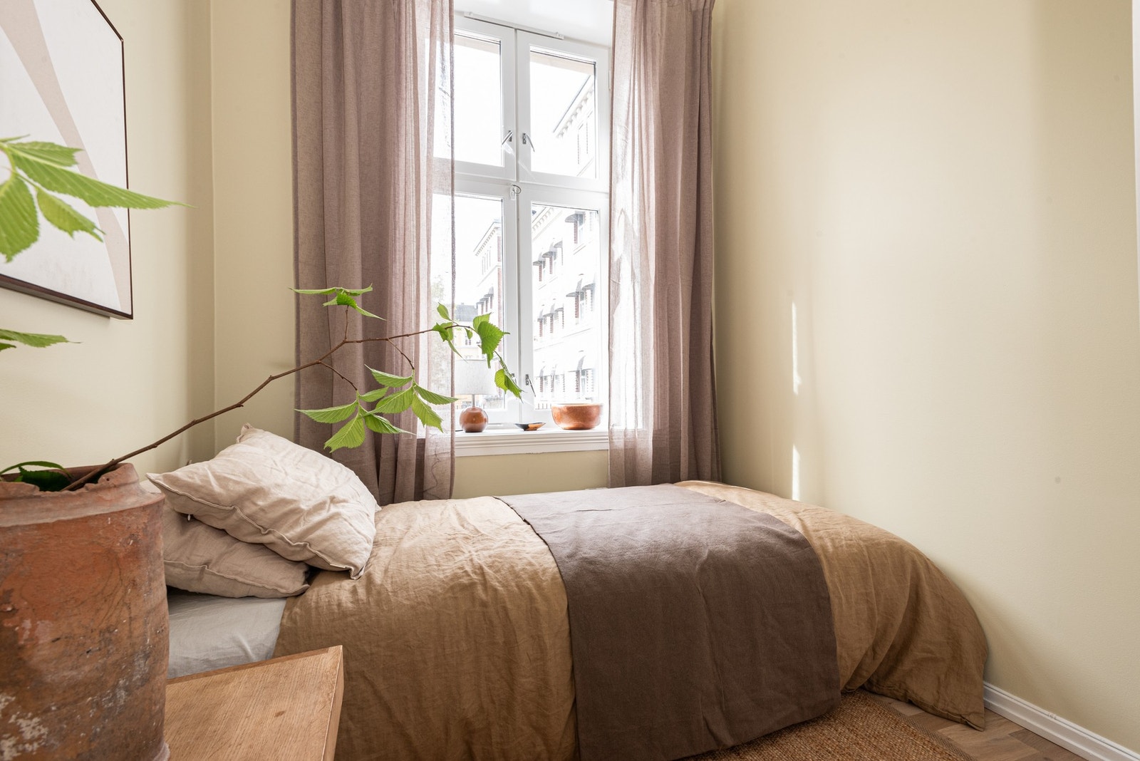 Soverommet passer perfekt som et gjesterom, barnerom, kontor eller en kombinasjon av dette. Galleribilde