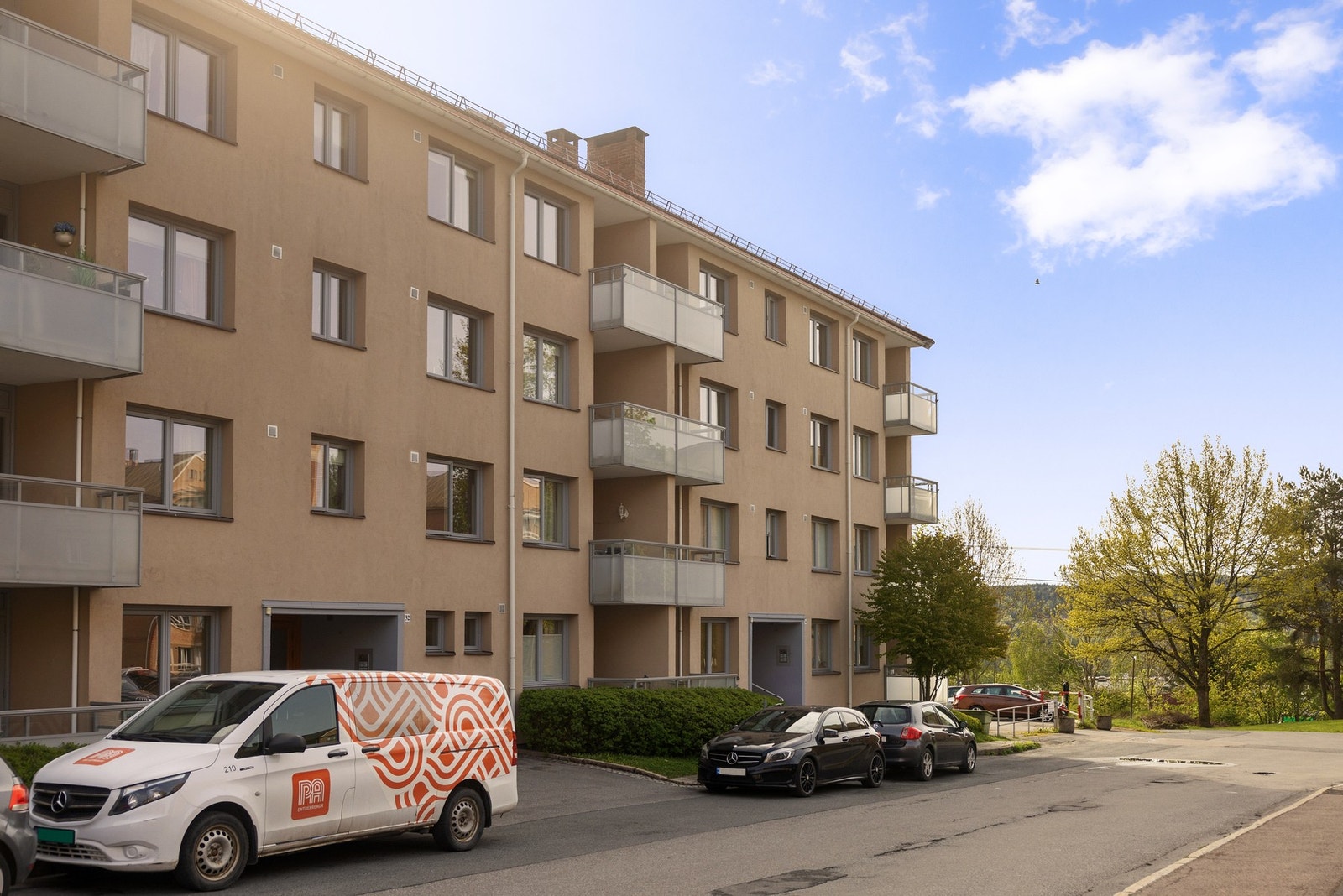 Fine fasader i Nordtvedtbekken borettslag. Galleribilde