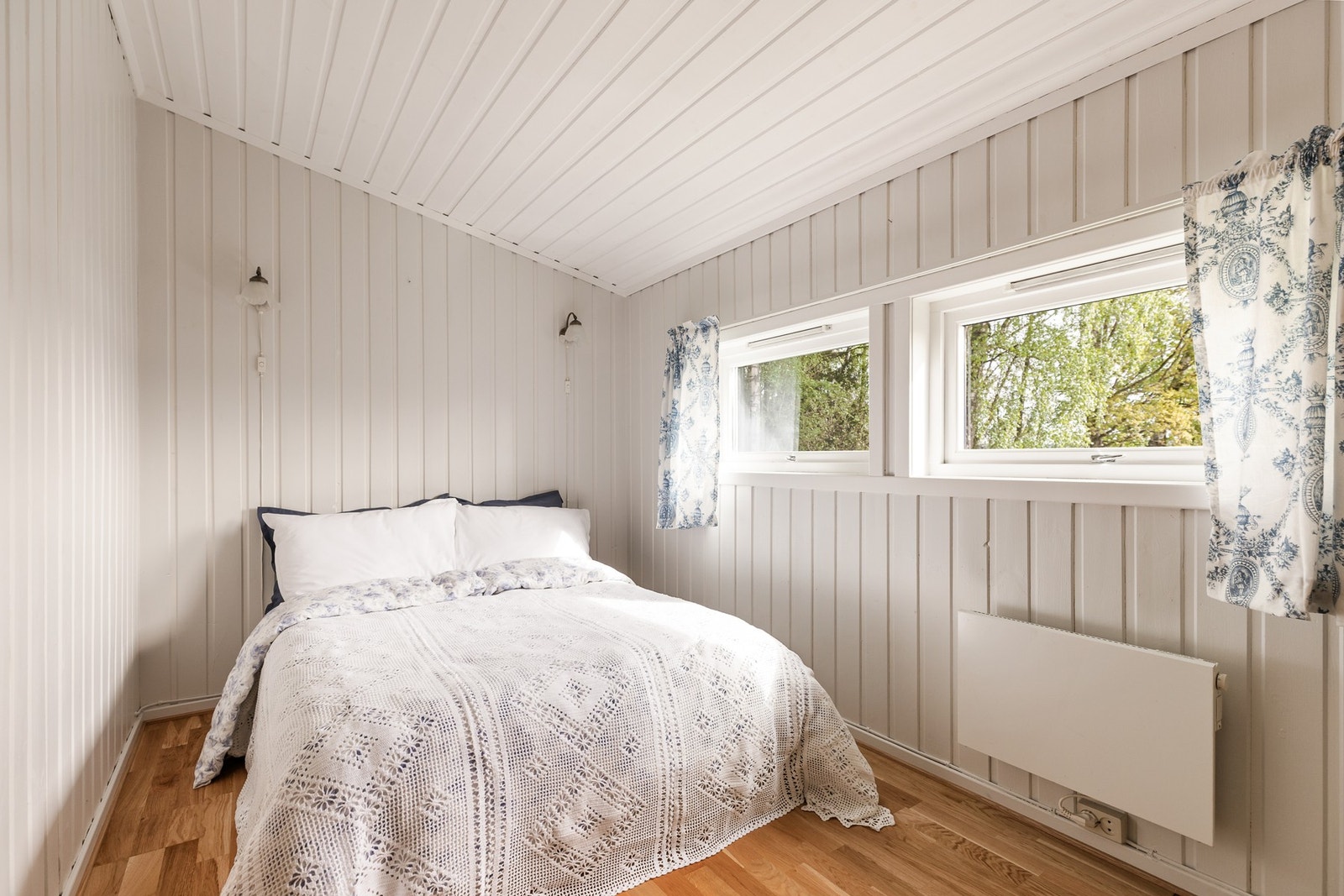 Soverom II med plass til dobbeltseng. Galleribilde