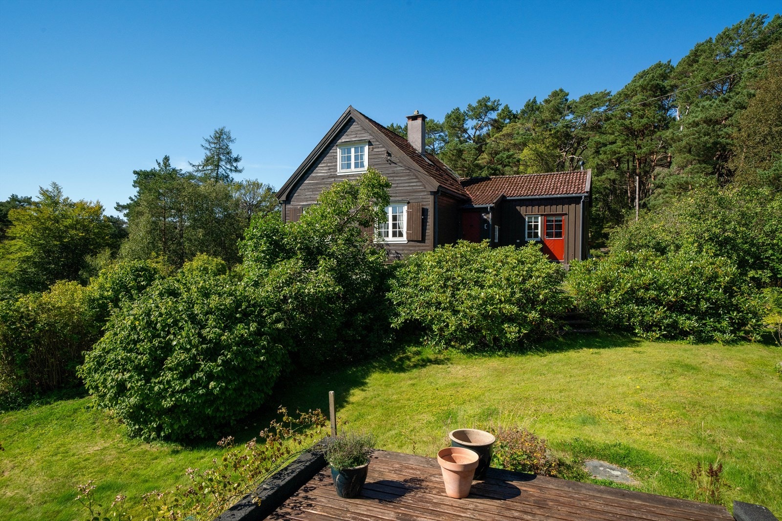 Kobbehuset sett fra terrassen til Fjøset. Galleribilde