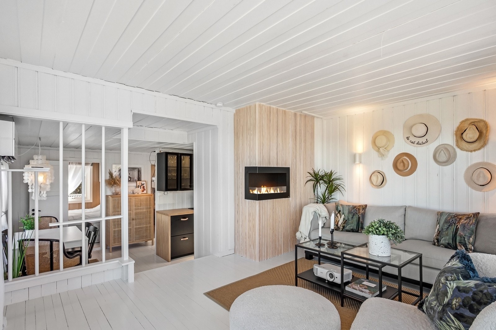Malte, originale treoverflater i samspill med moderne oppgraderinger gir et lyst og innbydende inntrykk. Galleribilde