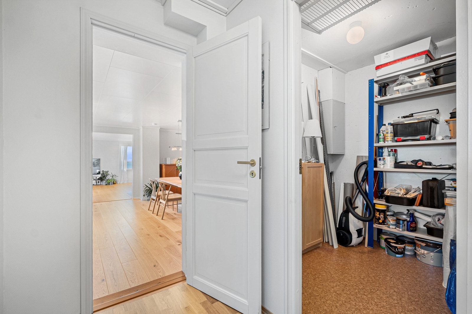 I tillegg til de innvendige bodene, er det en ekstern bod og utebod. Galleribilde