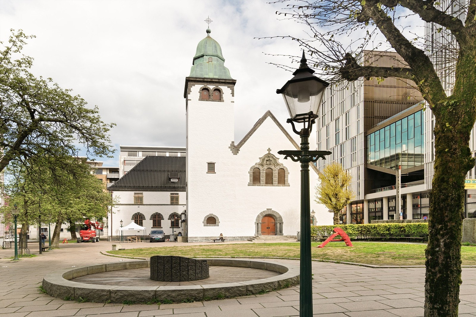 - Nærmeste nabo til koselige St. Jakobs plass - Galleribilde