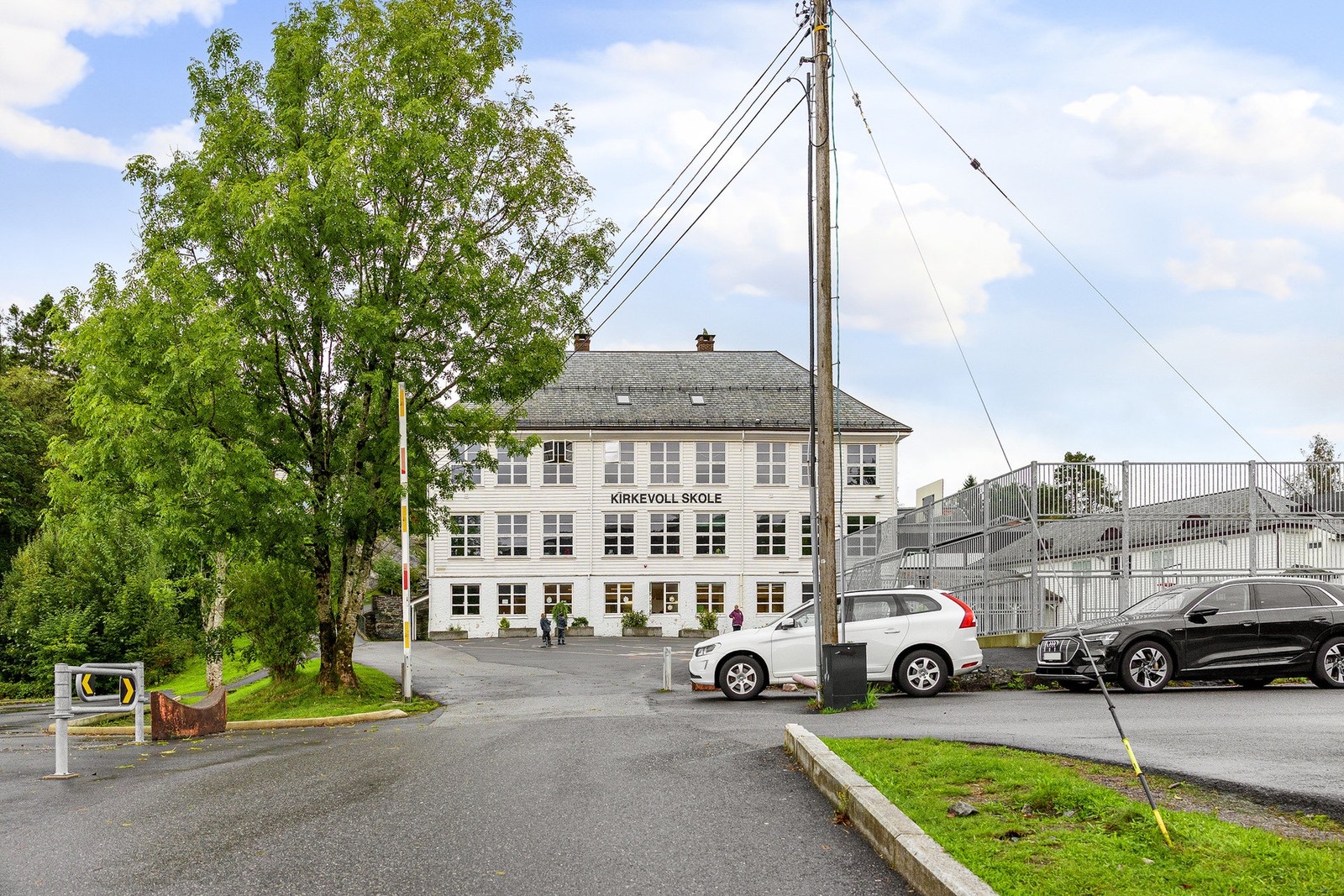 Det tar ca. 7 minutter å kjøre til Kirkevoll skole. Galleribilde