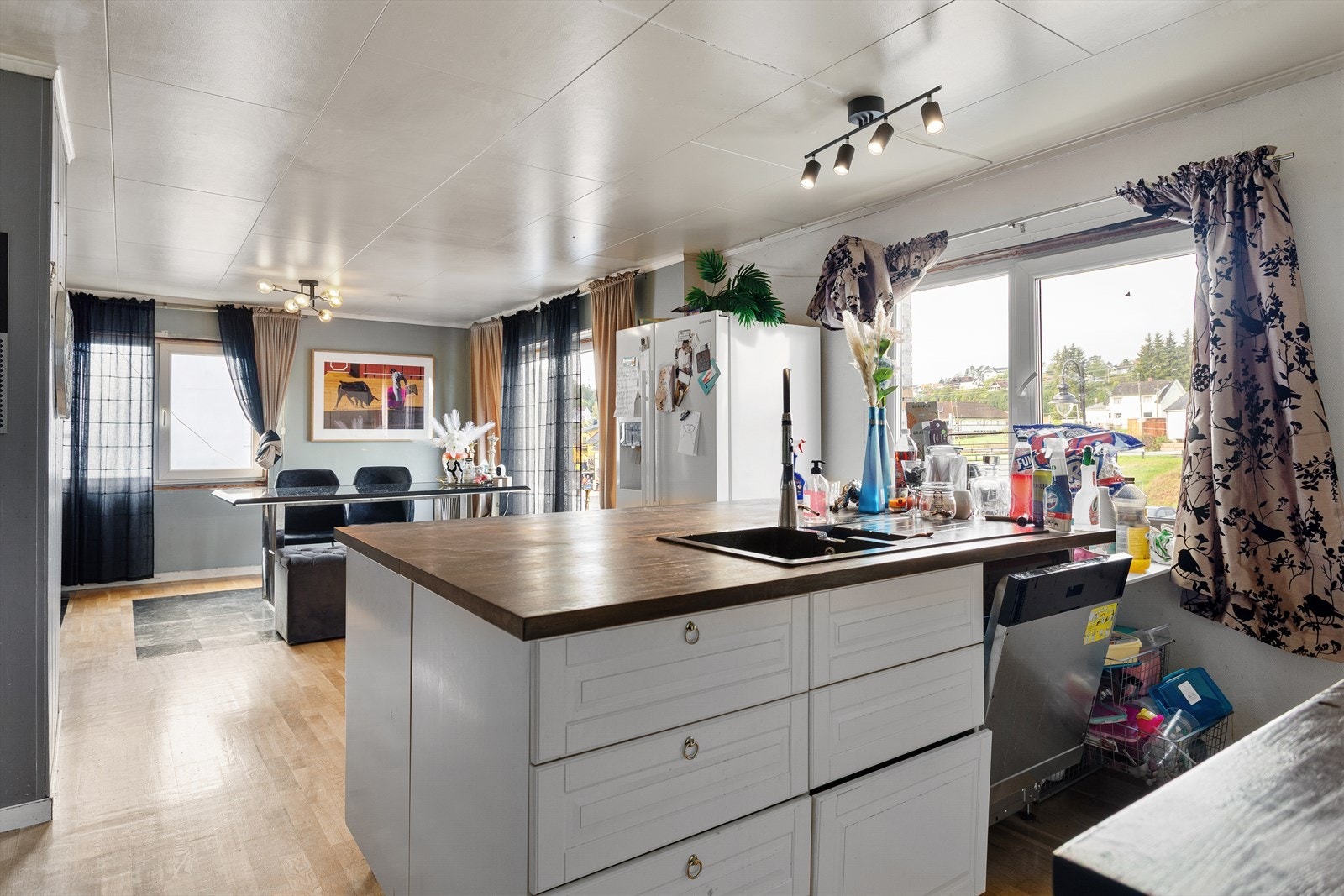 Kjøkkenet i seksjon 1. Galleribilde