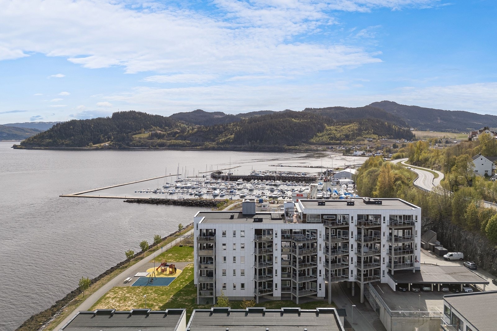 Idyllisk beliggenhet med fantastisk sjøutsikt Galleribilde