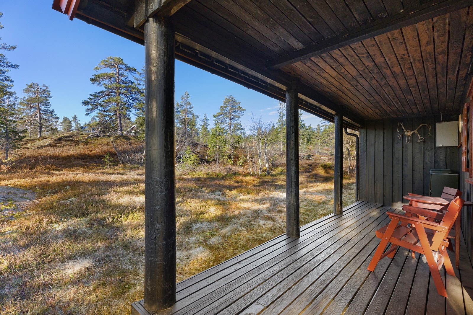 Hytta er en spennende mulighet for deg som ønsker å oppfylle hyttedrømmen i fredfulle, vakre naturomgivelser på Blefjell. Galleribilde