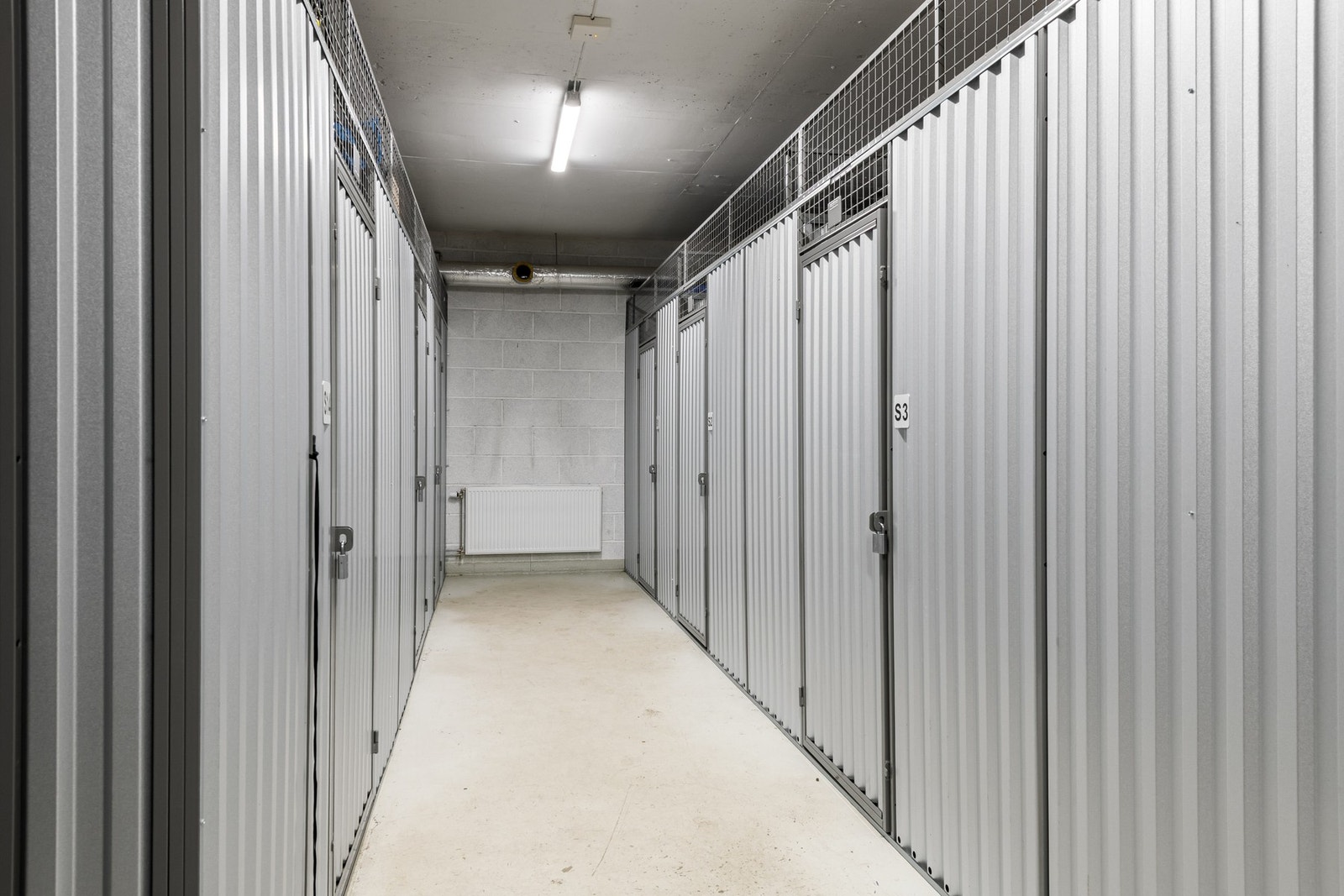Det medfølger en bod i garasjekjeller. Galleribilde