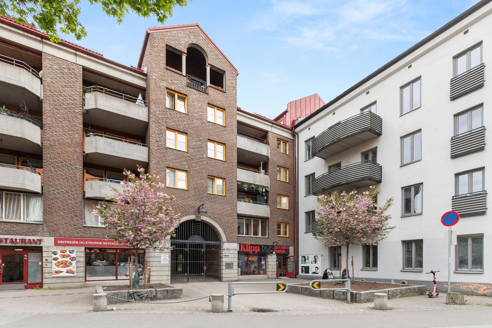 Jensens Have er et tilbaketrukket boligområde på Grønland med det meste du trenger av fasiliteter i nærheten. Galleribilde