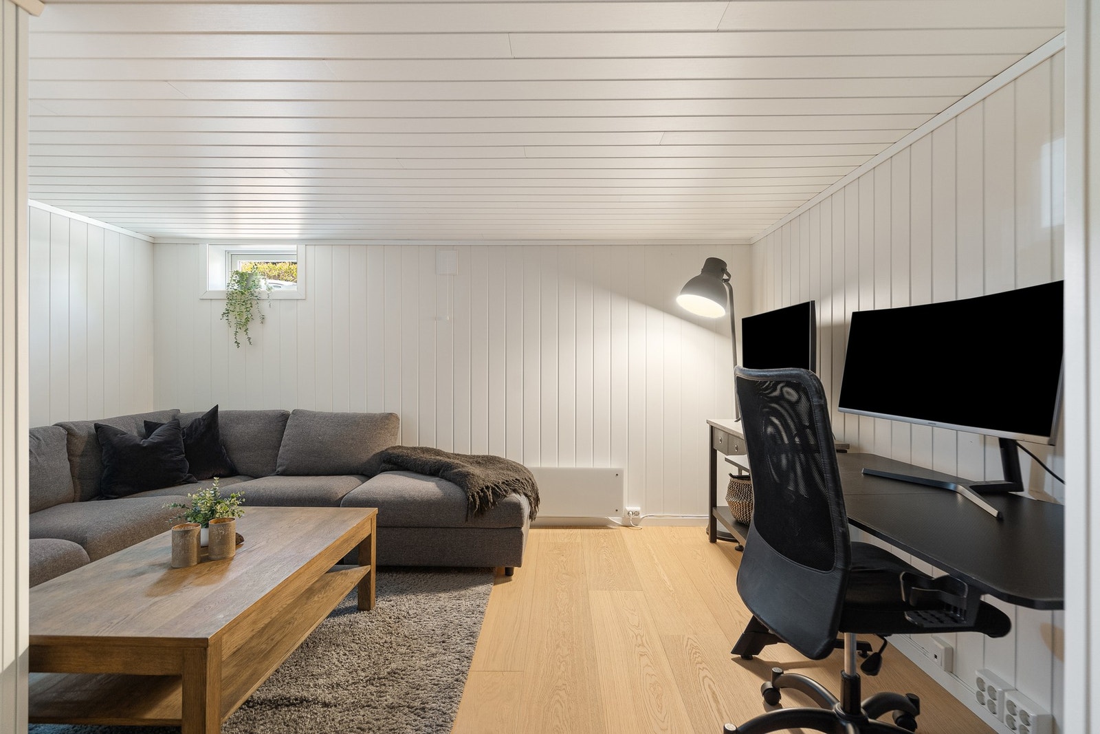 Kjelleren er i bruk som kjellerstue, men er ikke omsøkt og godkjent hos kommunen Galleribilde