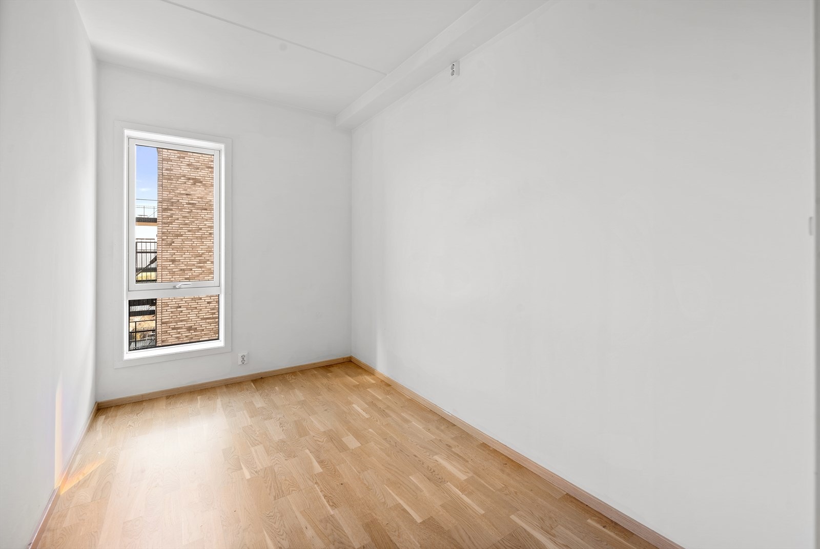 Soverommene er av god størrelse med plass til seng og garderobeløsninger. Galleribilde