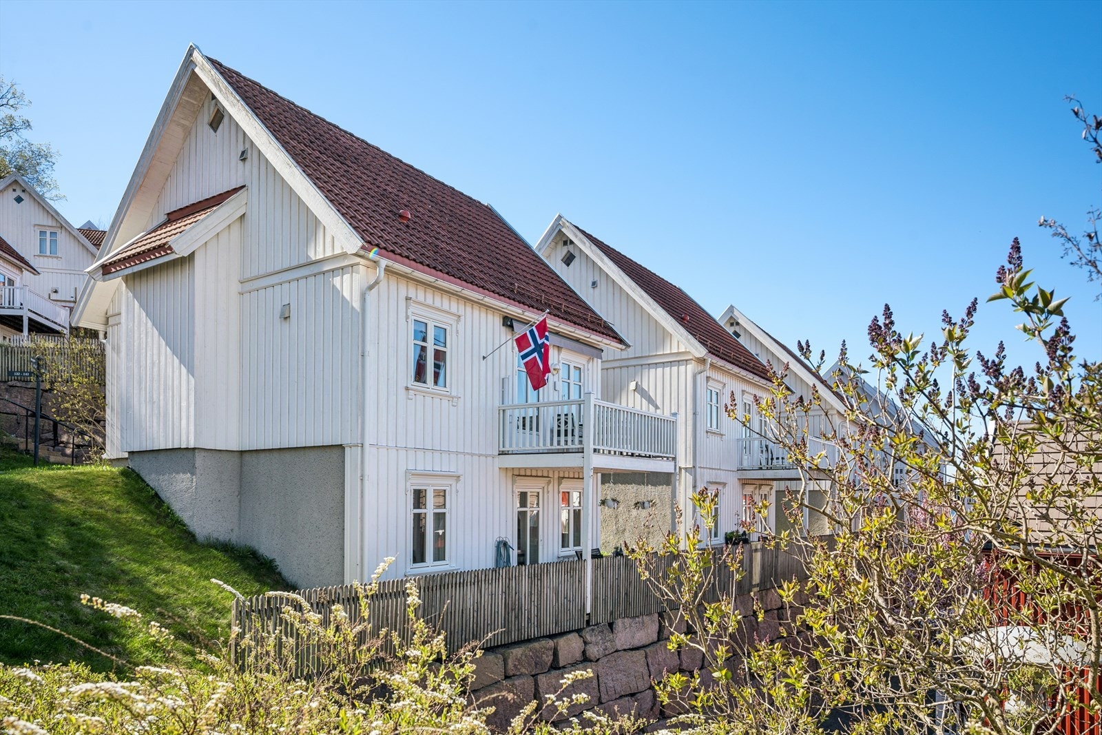 Det medfølger en fast parkeringsplass på felles parkeringsområde. Galleribilde