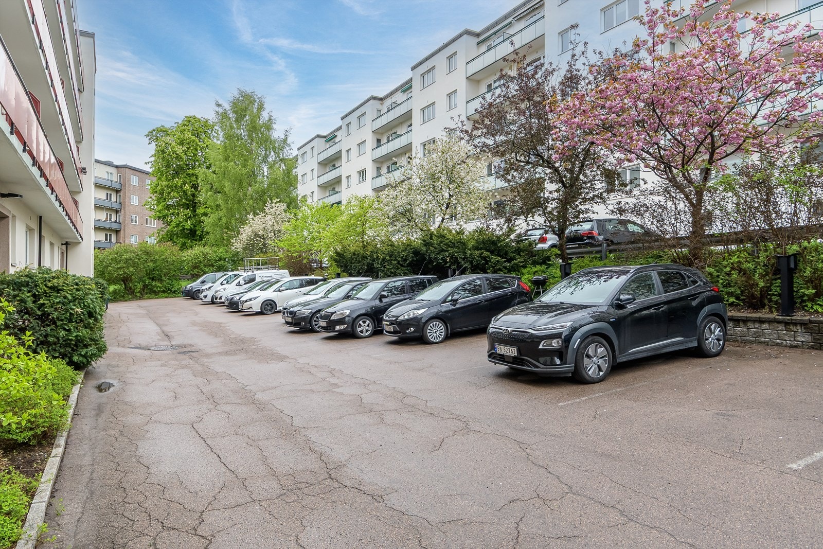 Det er mulighet for leie av parkeringsplass. Pt. er det ingen ledige plasser. Galleribilde